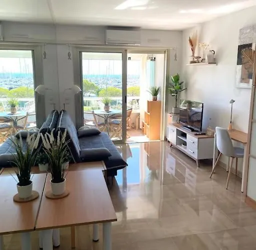 Appartement Studio-port-marina, Parking Privé, Climatisé Au Ducal Villeneuve-Loubet