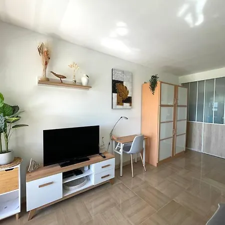 Port Marina - Parking Prive, Climatise Au Ducal Apartment *