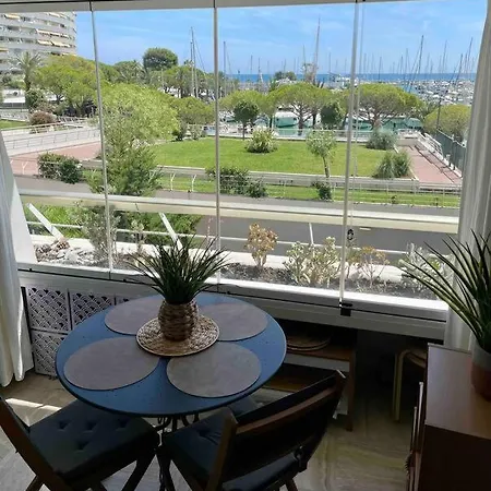 Apartment Port Marina - Parking Prive, Climatise Au Ducal *