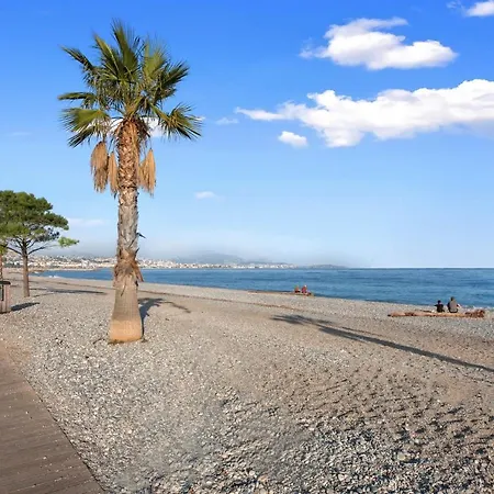 Port Marina - Parking Prive, Climatise Au Ducal Villeneuve-Loubet