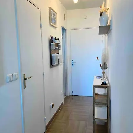 Port Marina - Parking Prive, Climatise Au Ducal Apartment Villeneuve-Loubet