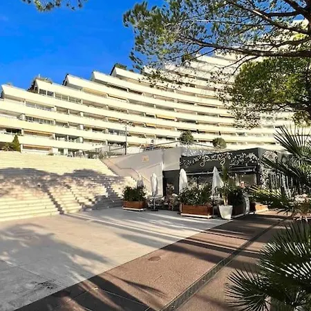 Port Marina - Parking Prive, Climatise Au Ducal Apartment