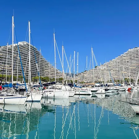 Port Marina - Parking Prive, Climatise Au Ducal Apartment